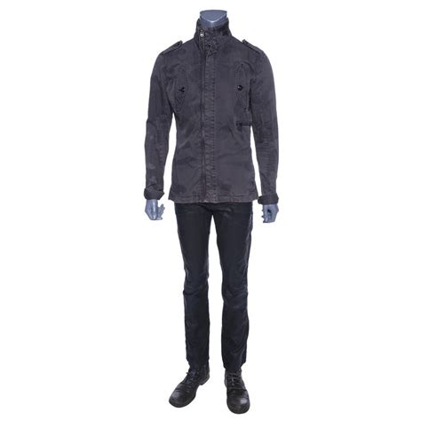 Total Recall (2012) Costume: Channel Colin Farrell's Sci.